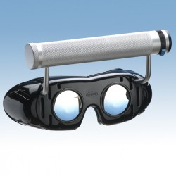 Nystagmusbrille nach Frenzel mit Batteriegriff und festen Gläsern